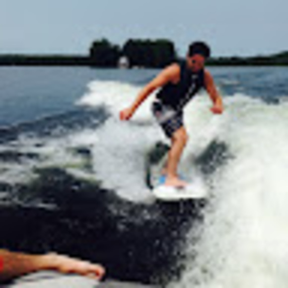 Meet your Posher, Adrian - Picture 1 of 1